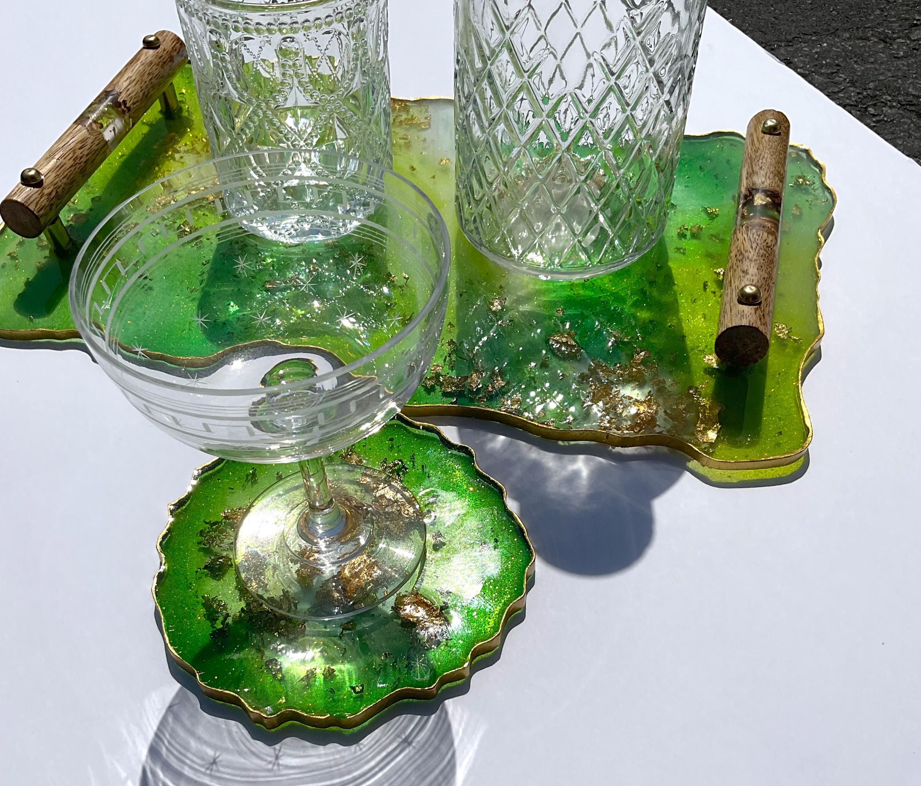 Green and Gold Geode Resin Tray and Coaster Set