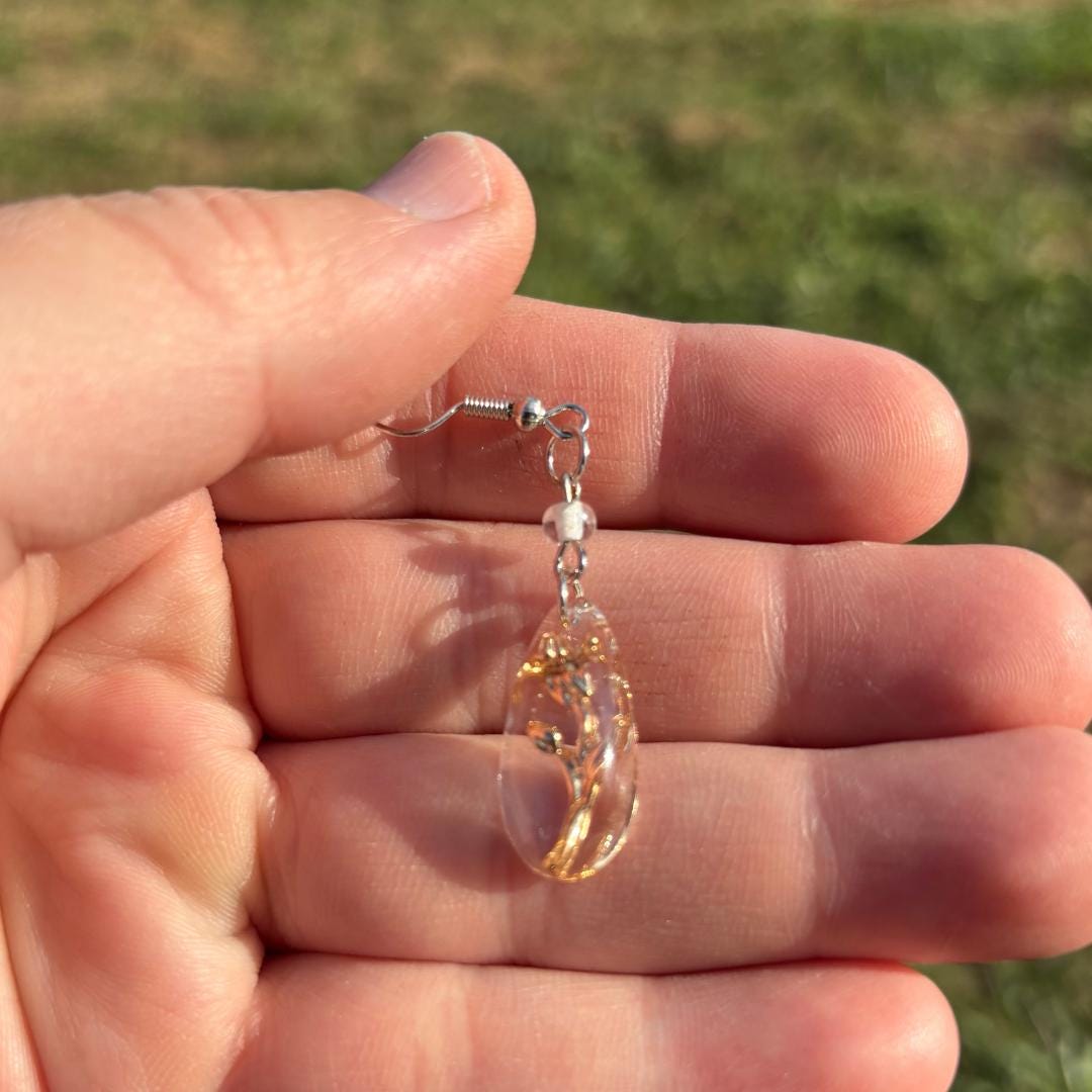 Gold Flower Teardrop Dangle Earrings