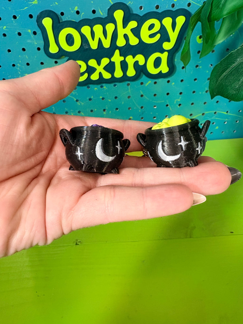 Cauldron Fidget Clicker Keychain