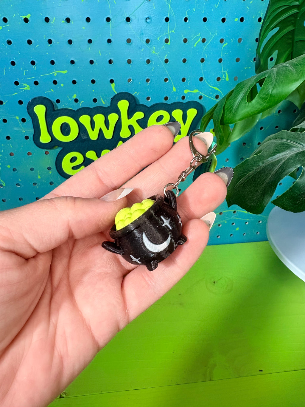Cauldron Fidget Clicker Keychain