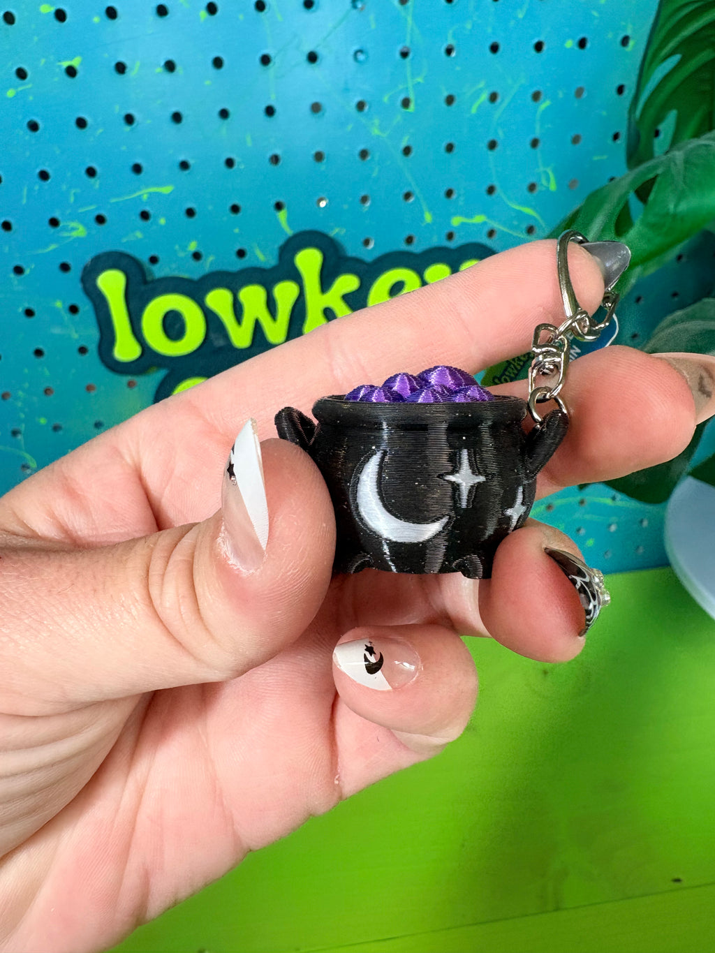 Cauldron Fidget Clicker Keychain