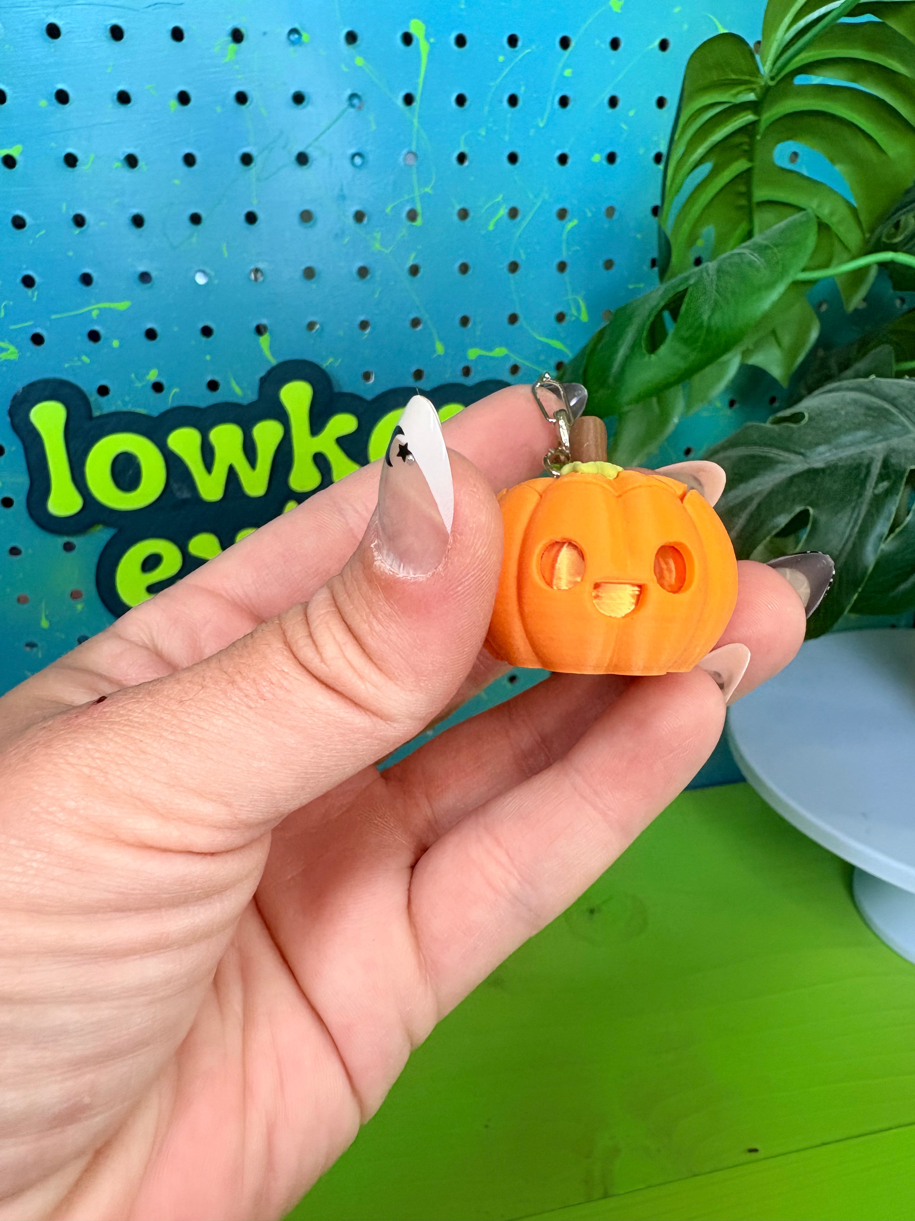 Cute Jack O Lantern Fidget Clicker Keychain