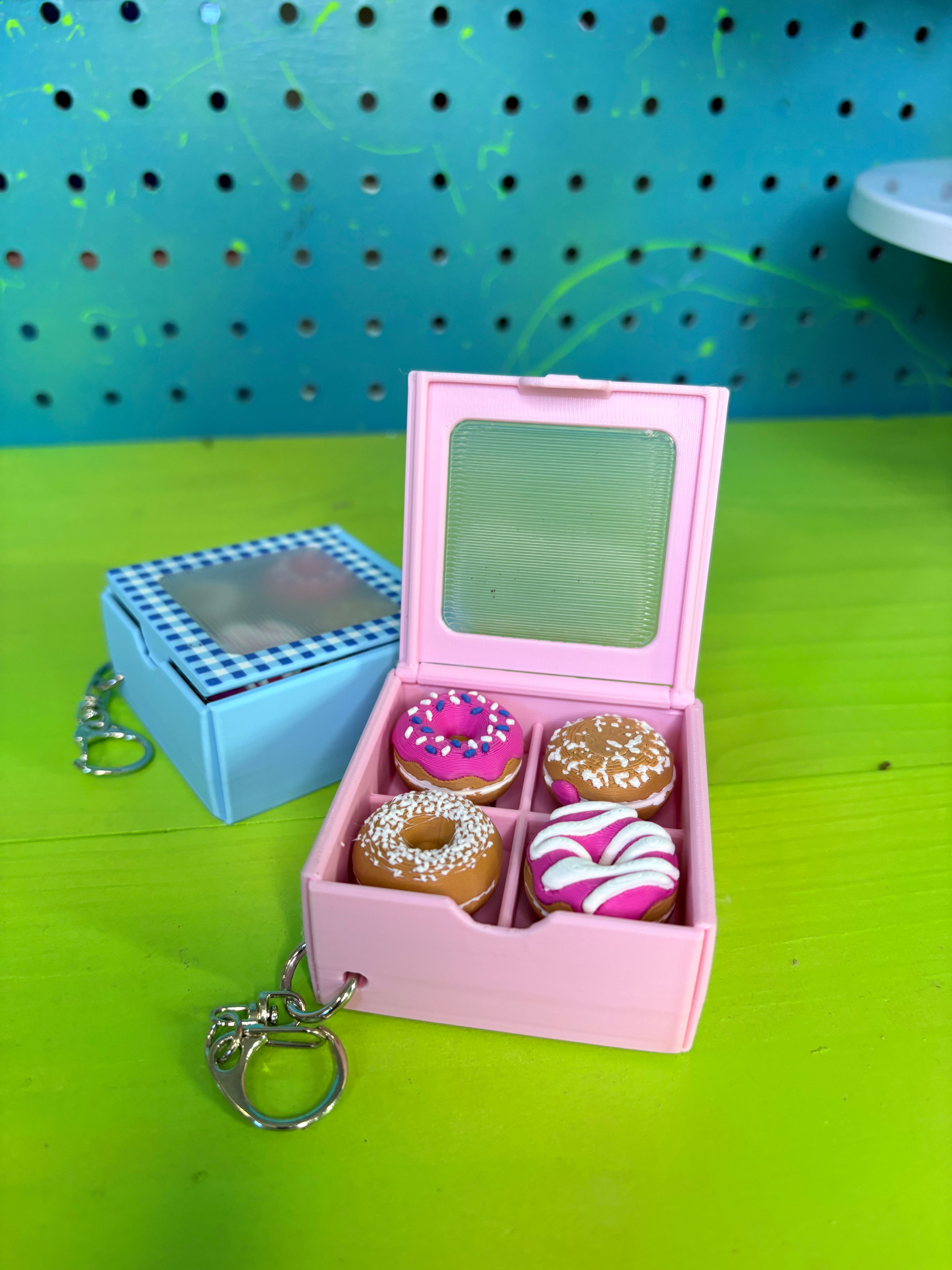 Bakery Box Fidget Clicker