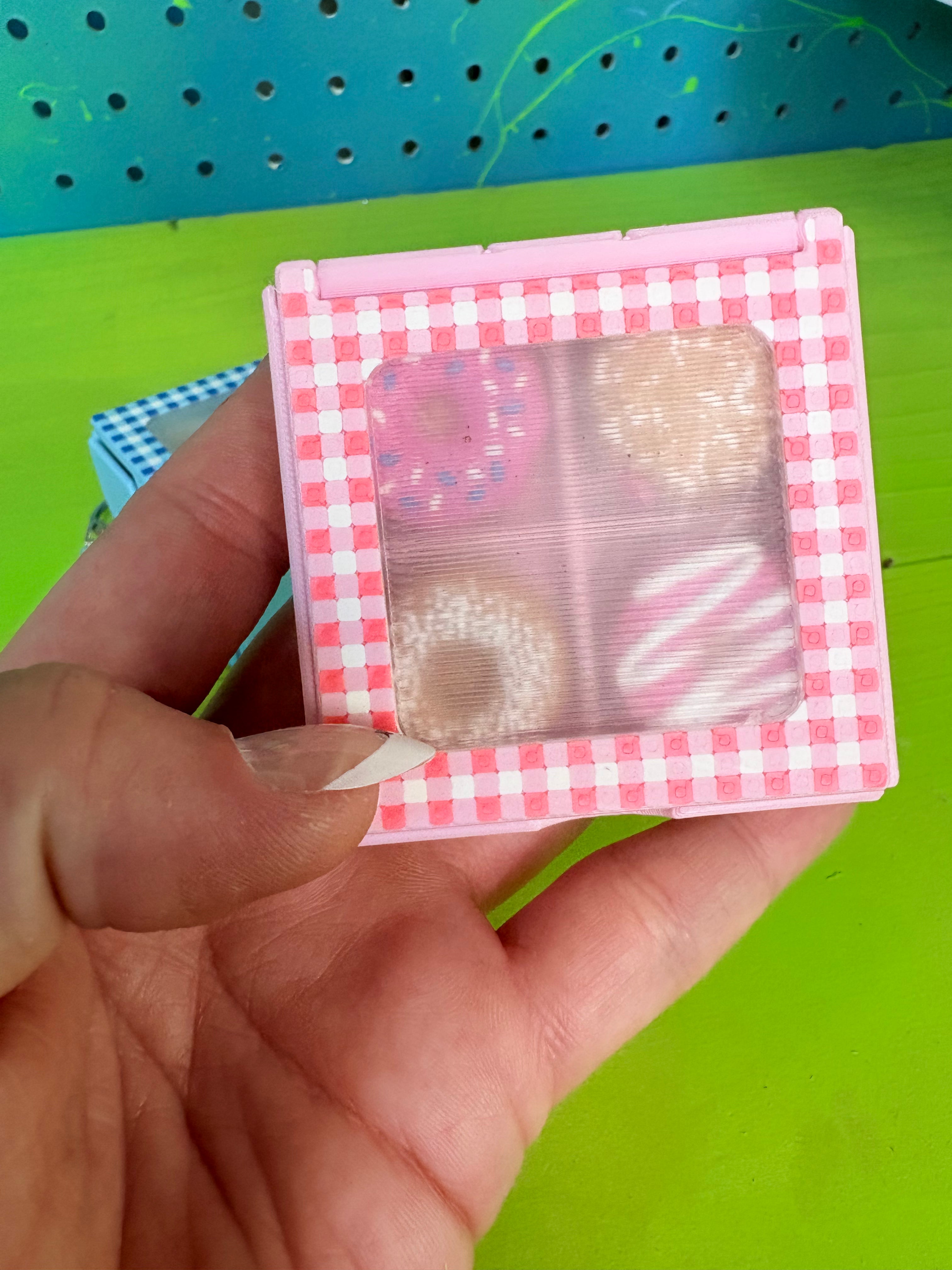 Bakery Box Fidget Clicker