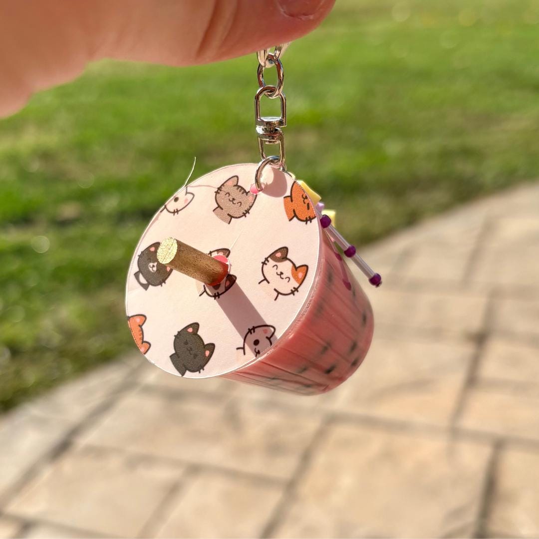 Kawaii Boba Keychain – Miniature Bubble Tea Cup | Cute Resin Charm with Straw, Beads & Sparkle