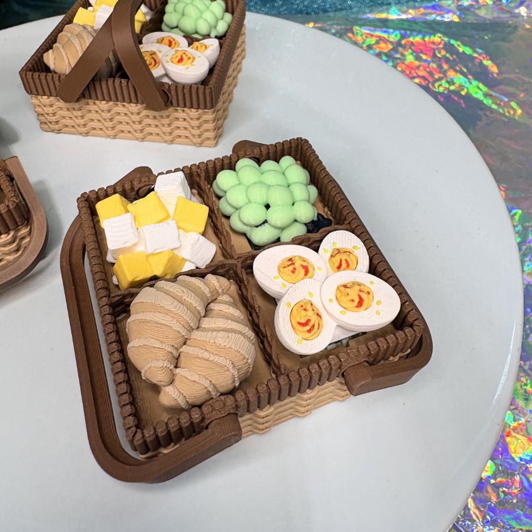 Picnic Basket Fidget Clicker