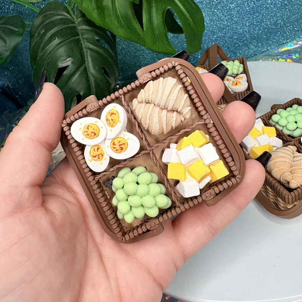 Picnic Basket Fidget Clicker