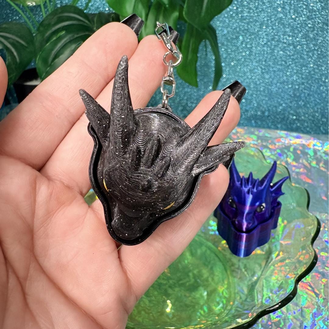 Dragon Head Fidget Clicker | Romantasy Dragon Rider Sensory Toy | Fantasy Book Lover Gift | ADHD Desk Fidget | Dragon Lover Fourth Wing