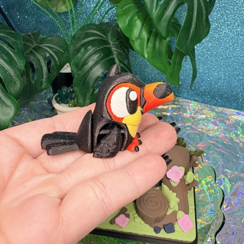 Flexi Toucan Toy | Articulated Toucan Desk Pet | Cute Tropical Bird Fidget | 3D Printed Rainforest Animal | Bird Lover Gift