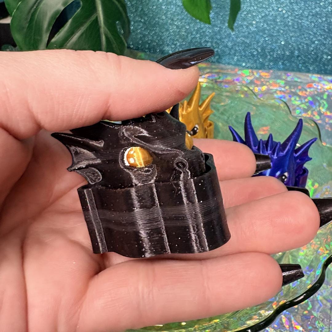 Dragon Head Fidget Clicker | Romantasy Dragon Rider Sensory Toy | Fantasy Book Lover Gift | ADHD Desk Fidget | Dragon Lover Fourth Wing